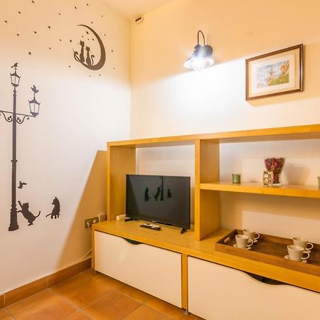 Macarena Muralla Encantada Apartment เซบีญา ภายนอก รูปภาพ