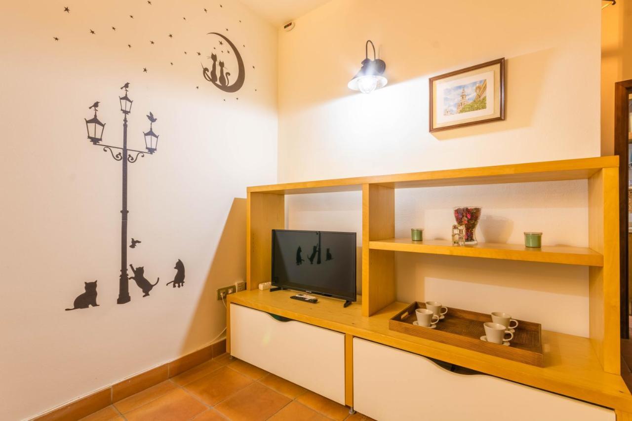 Macarena Muralla Encantada Apartment เซบีญา ภายนอก รูปภาพ